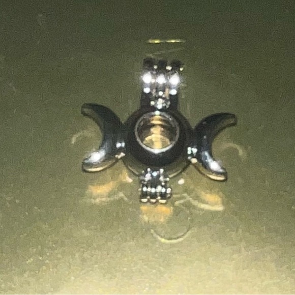 $2 Triple Goddess Opening Charm $2 WITH ANY ORDER OF $10 OR MORE - Picture 10 of 12